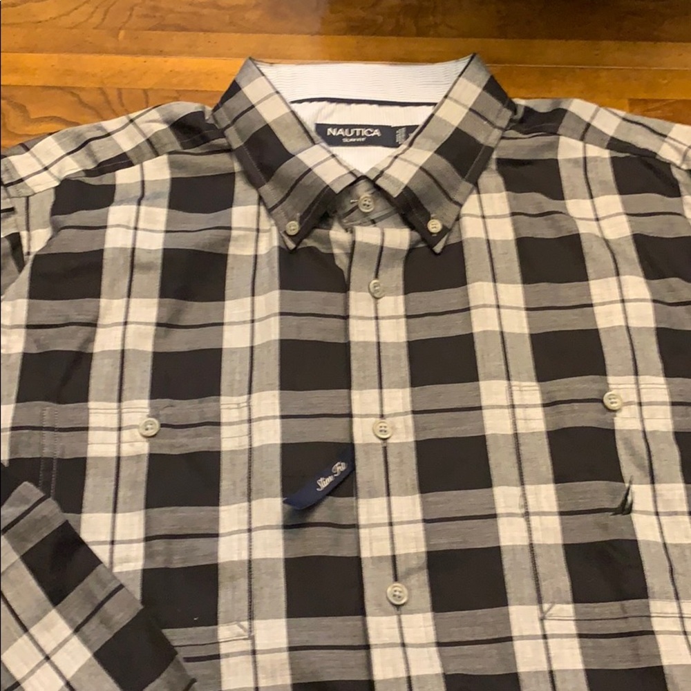 Nautica Slim Fit Button Down Men’s Shirt